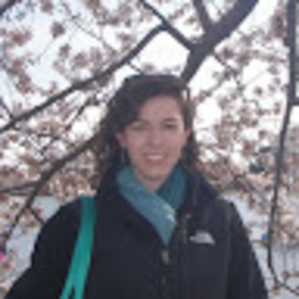 Meet your Posher, Adrianne